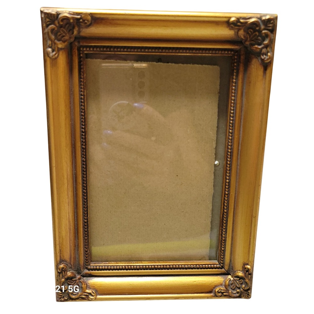 Vintage Ornate Gold Tone 4x6 Picture Frame Beaded Scroll Detail Tabletop